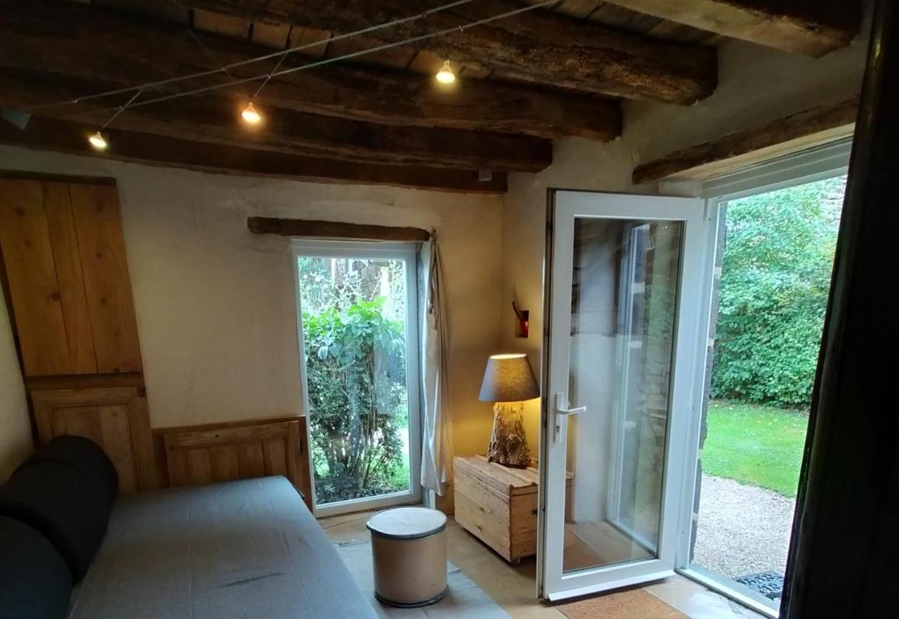 Suites De Campagne Les Eydieux, Petits Dejeuners Inclus Saint-Angel  Exterior foto
